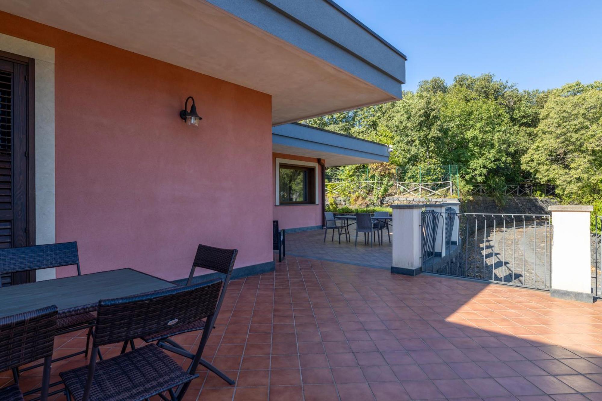Villa Vulcano, Tra L'Etna E Il Mare Zafferana Etnea Exterior photo
